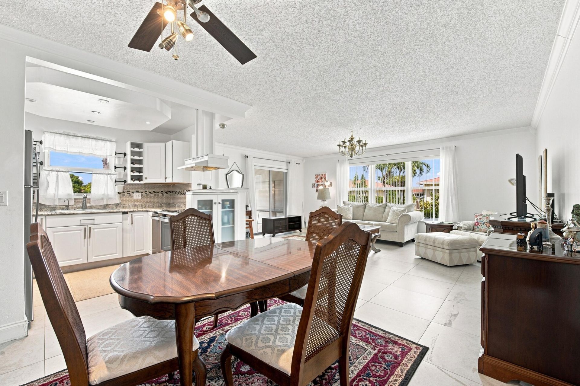 4830 NW 4th Street, Unit A, Delray Beach, FL 33445 Photo