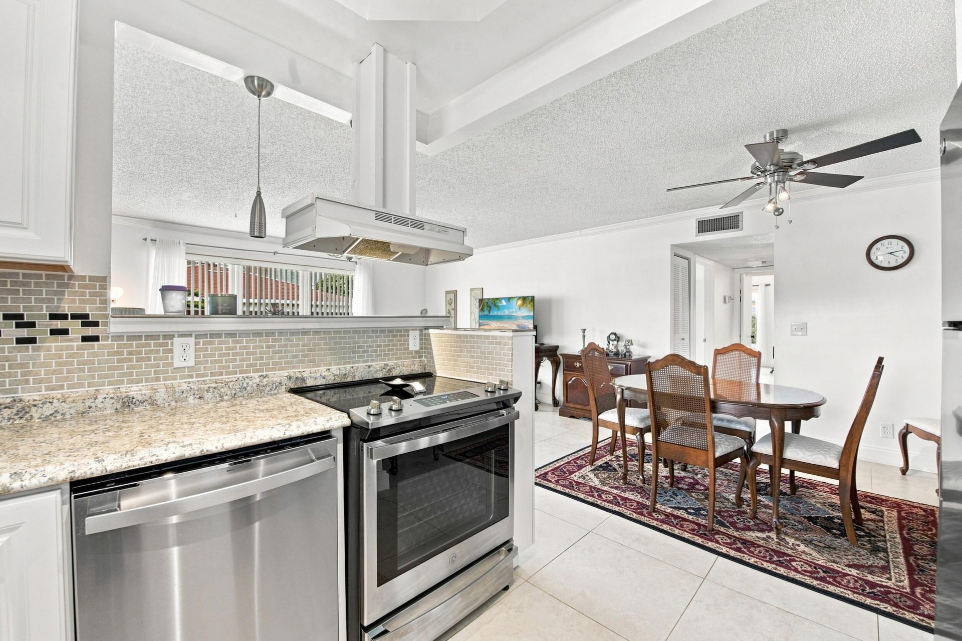 4830 NW 4th Street, Unit A, Delray Beach, FL 33445 Photo