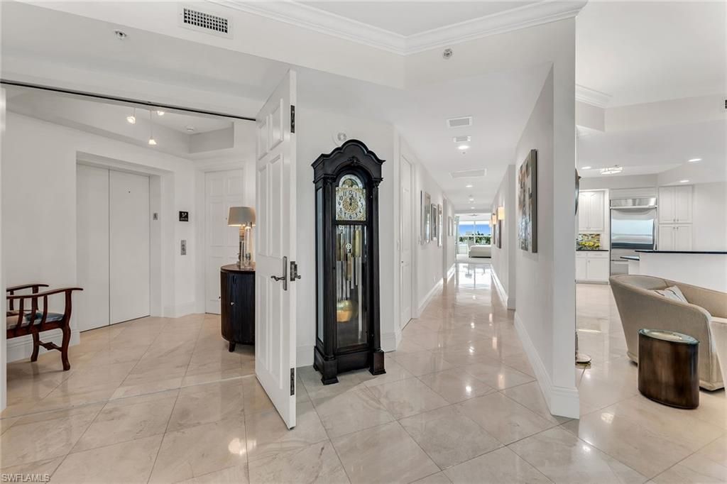 285 Grande Way , Unit 503, Naples, FL 34110 Photo