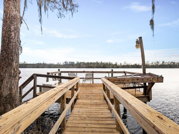 29 Gibson Road, Sopchoppy, FL 32358