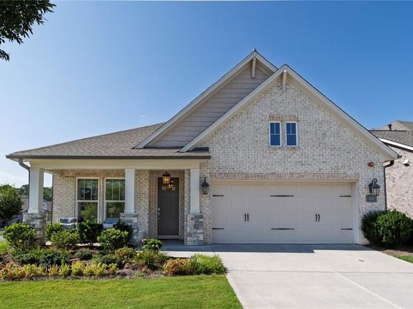 616 Grassmeade Lane , Woodstock, GA 30188