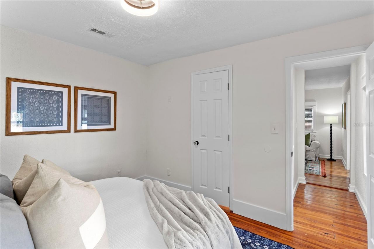 1175 Highland Court N, Saint Petersburg, FL 33701 Photo
