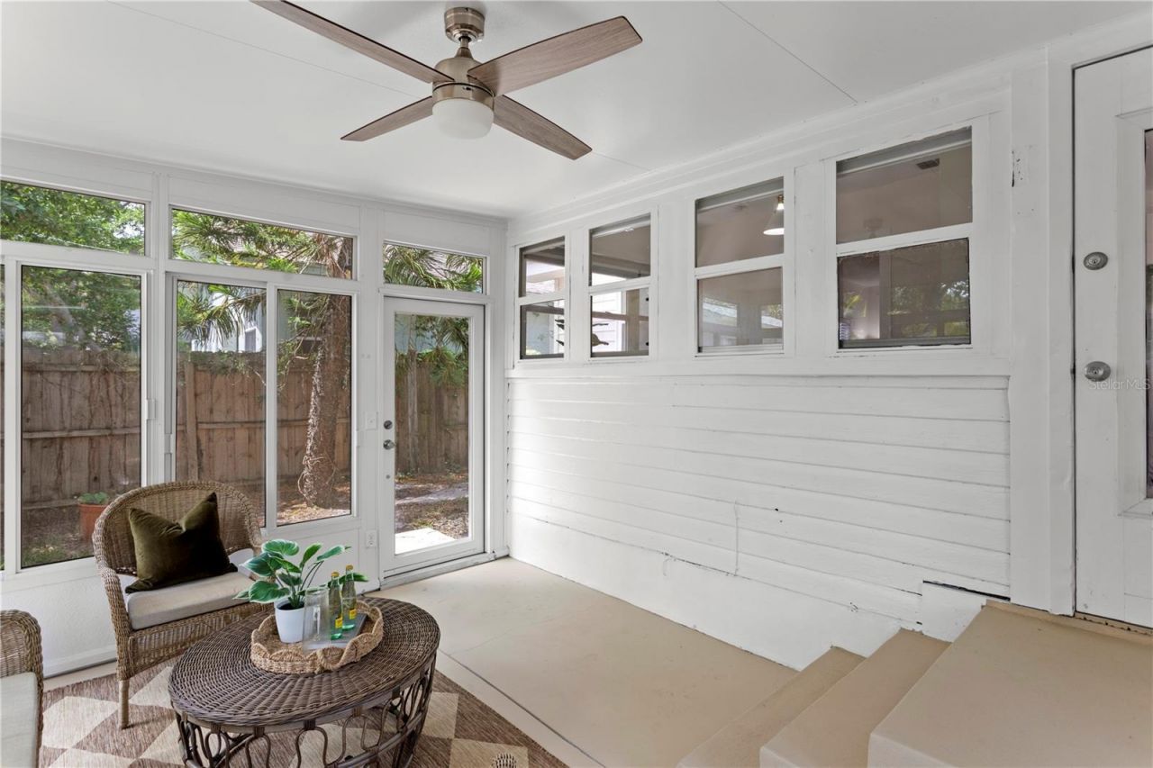 1175 Highland Court N, Saint Petersburg, FL 33701 Photo