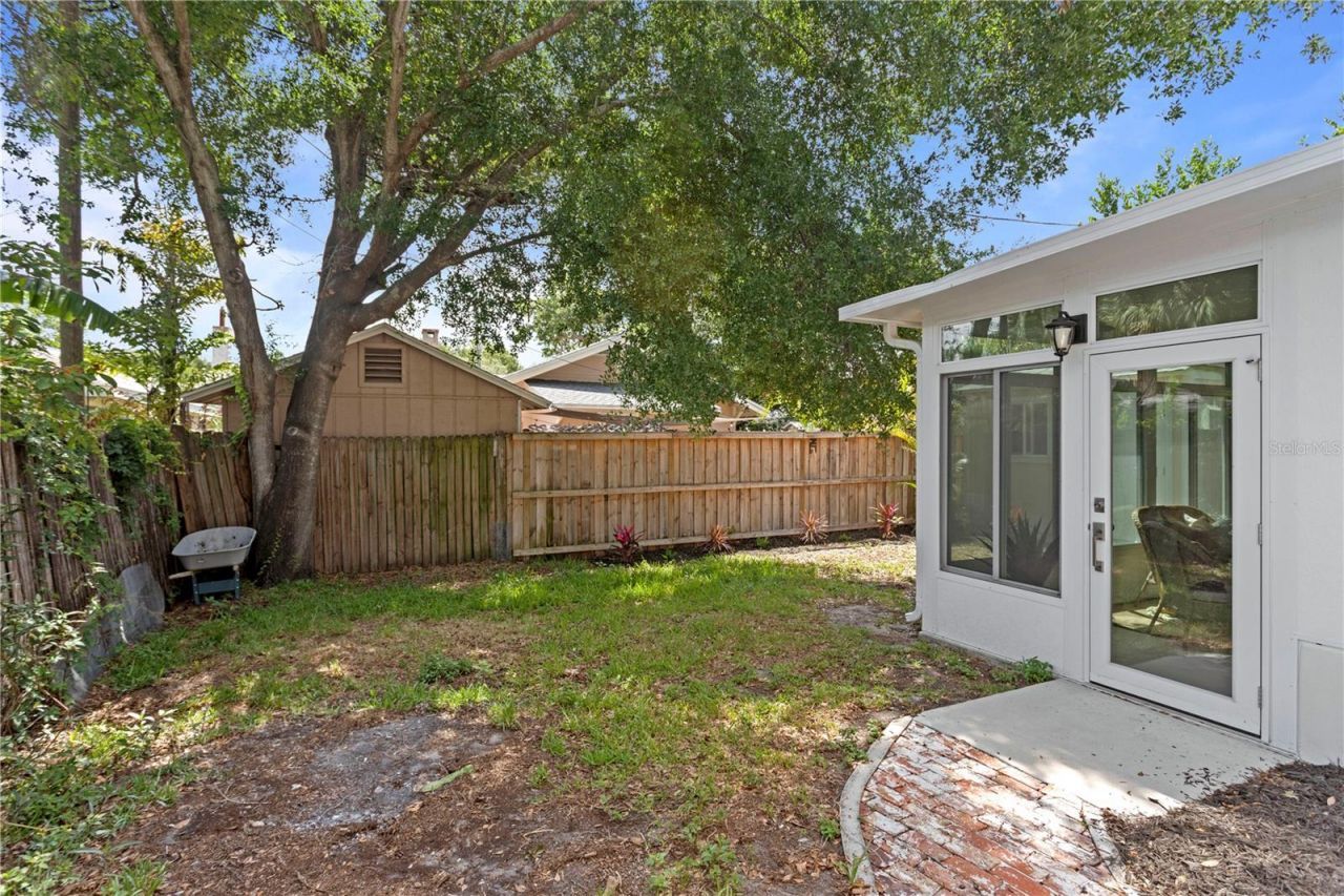 1175 Highland Court N, Saint Petersburg, FL 33701 Photo