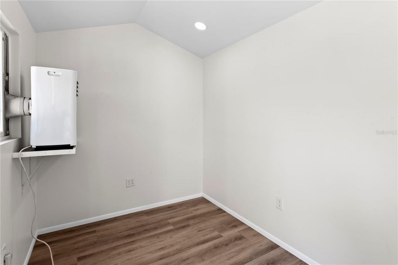 1175 Highland Court N, Saint Petersburg, FL 33701 Photo