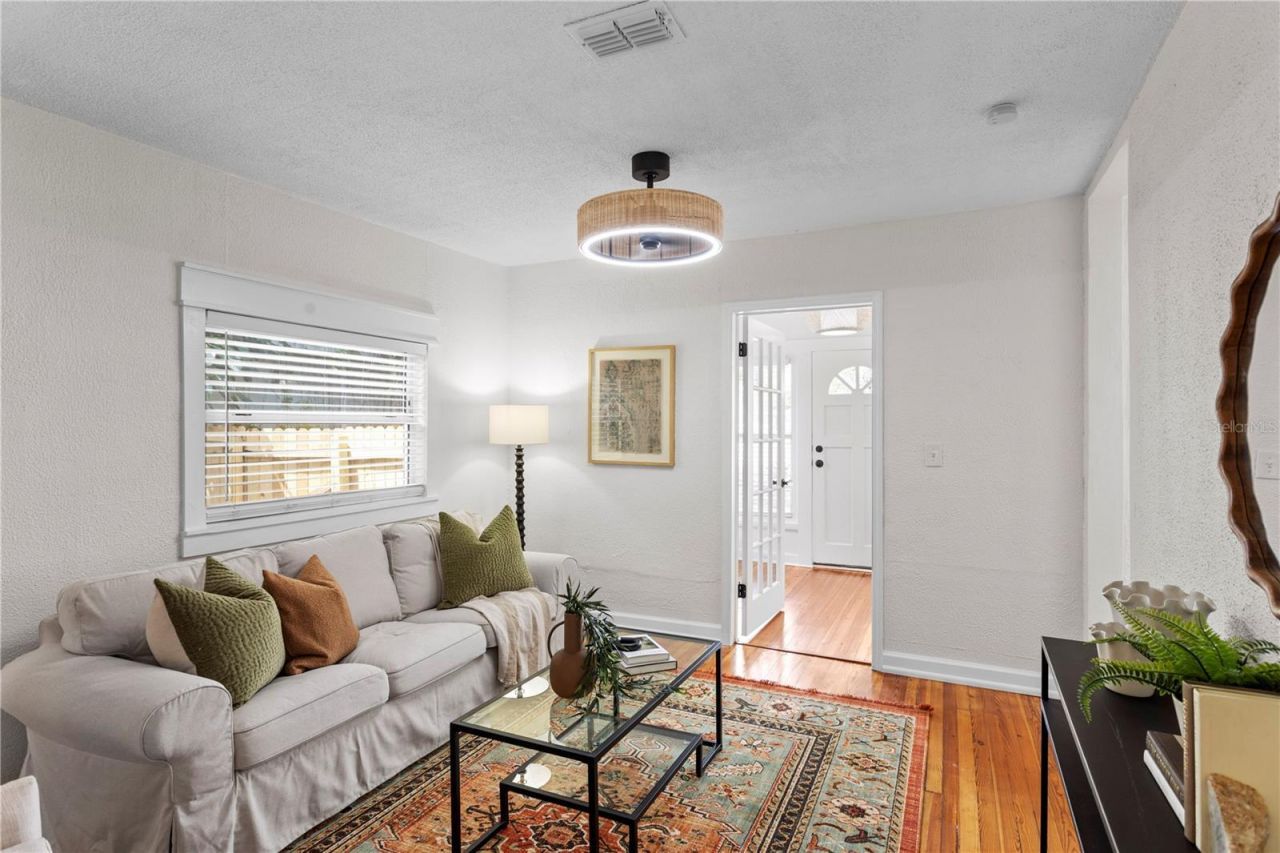 1175 Highland Court N, Saint Petersburg, FL 33701 Photo