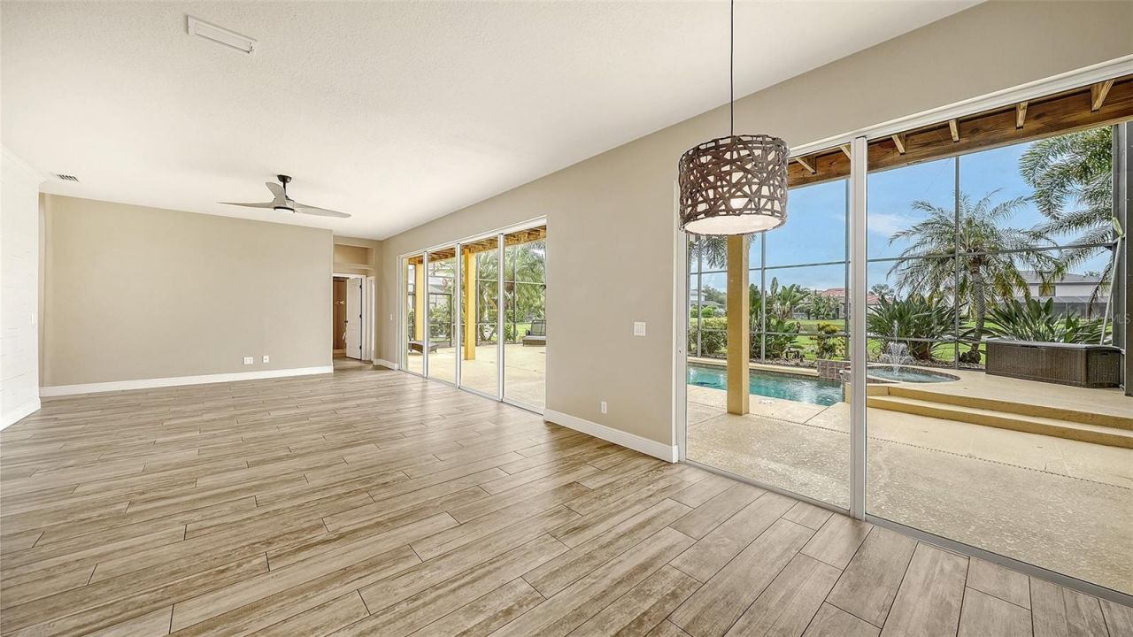 116 New Briton Court, Bradenton, FL 34212 Photo