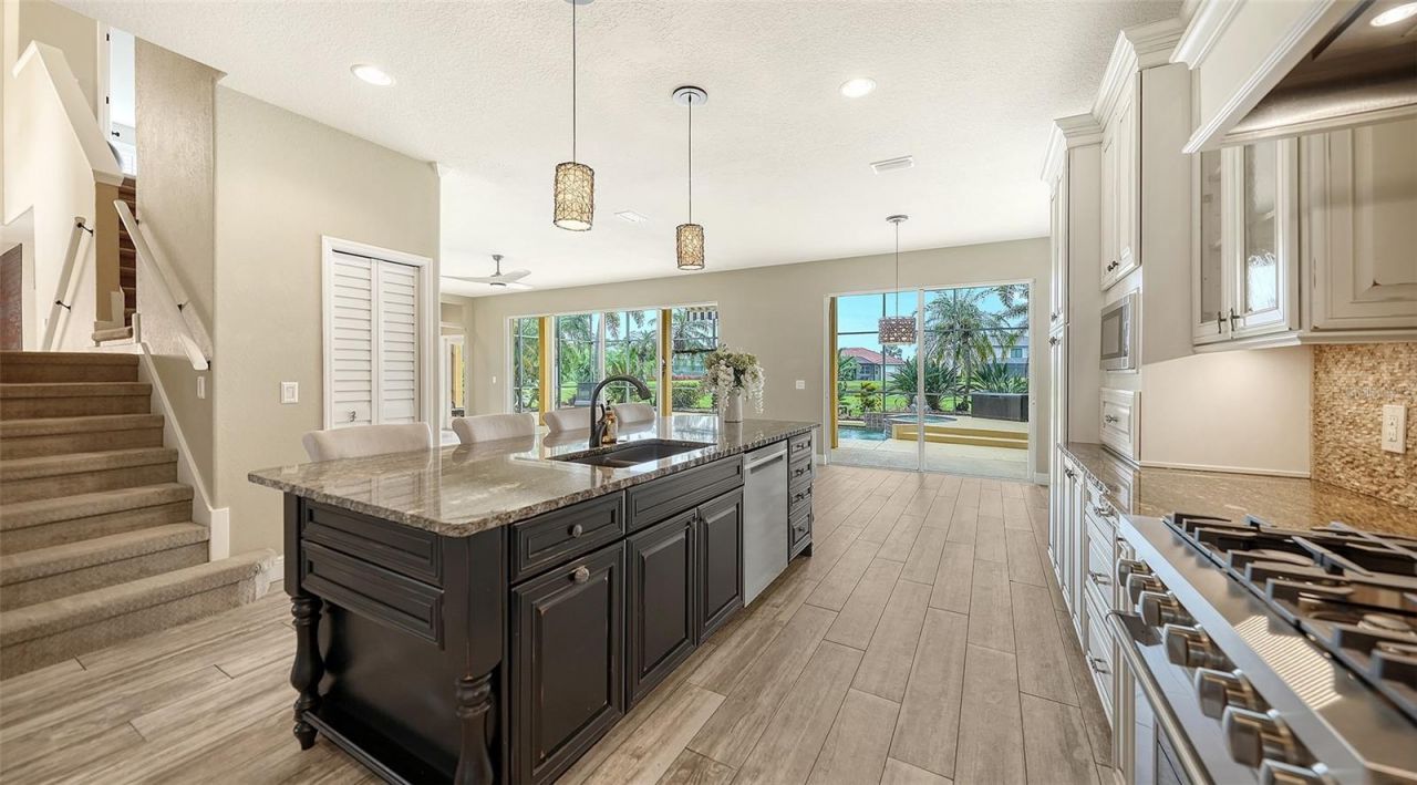 116 New Briton Court, Bradenton, FL 34212 Photo