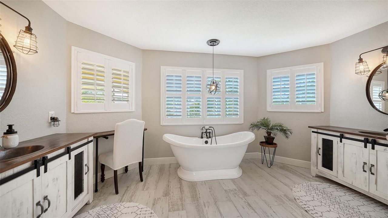 116 New Briton Court, Bradenton, FL 34212 Photo