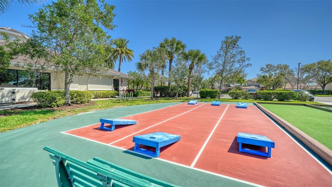 116 New Briton Court, Bradenton, FL 34212 Photo
