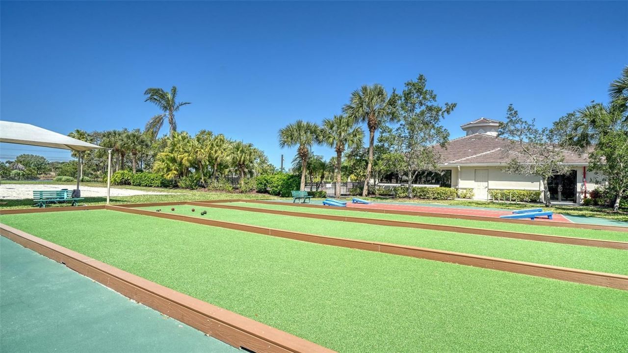 116 New Briton Court, Bradenton, FL 34212 Photo