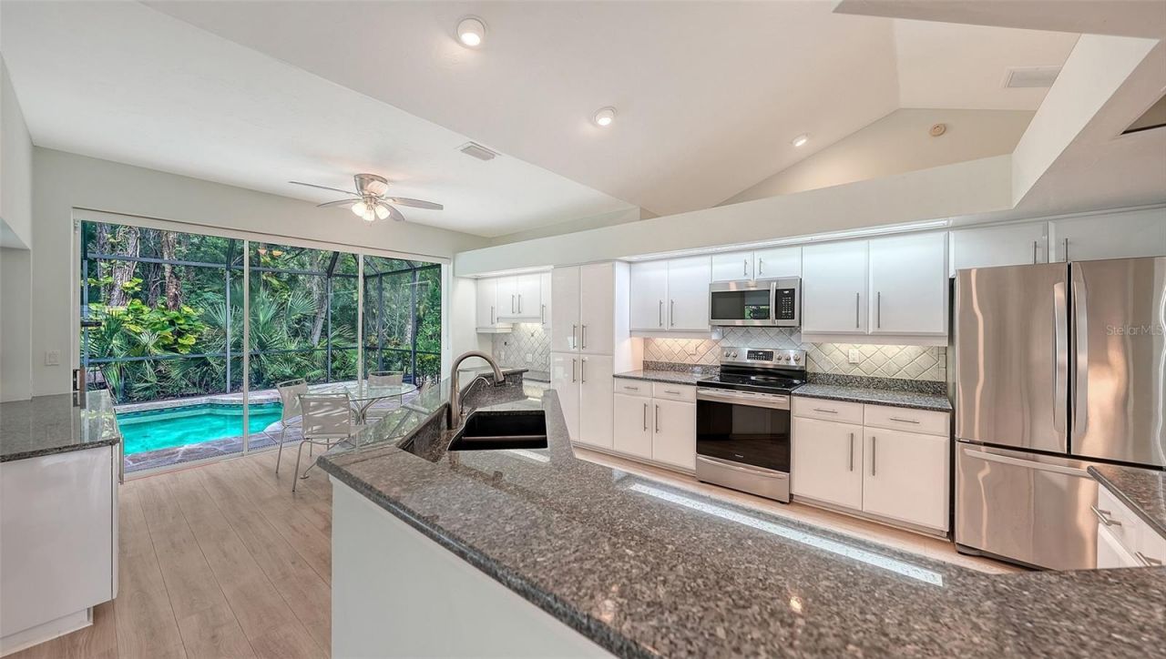 2929 Sandringham Place, Sarasota, FL 34235 Photo