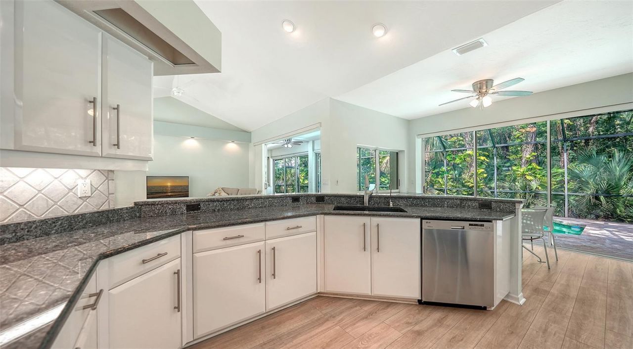 2929 Sandringham Place, Sarasota, FL 34235 Photo