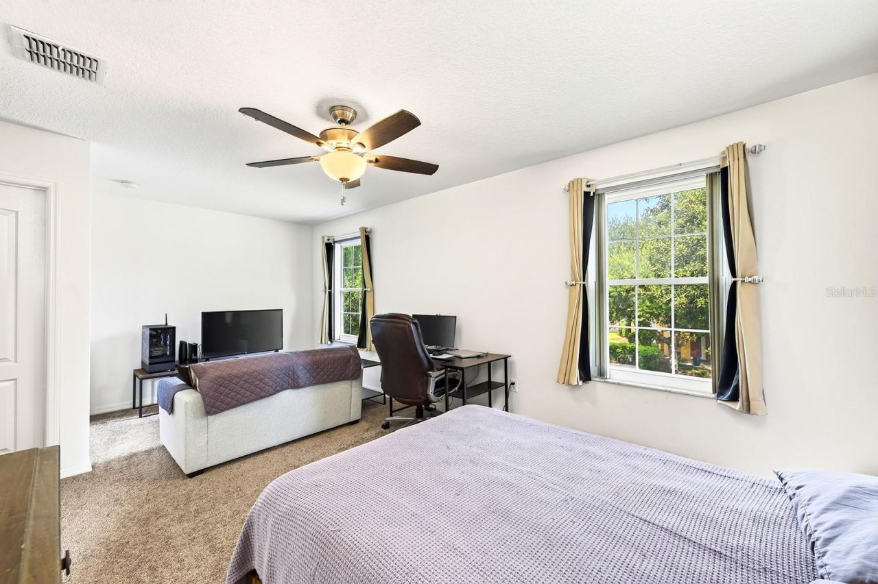 5585 Rutherford Place , Oviedo, FL 32765 Photo