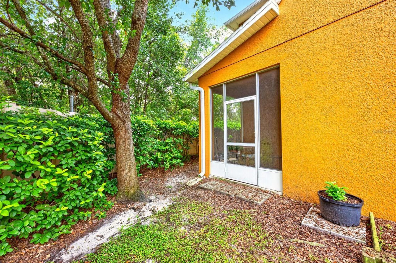 5585 Rutherford Place , Oviedo, FL 32765 Photo