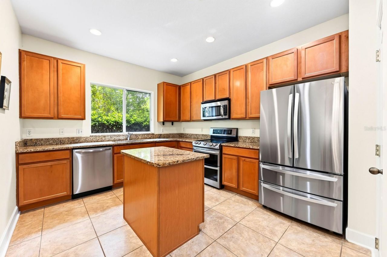 5585 Rutherford Place , Oviedo, FL 32765 Photo