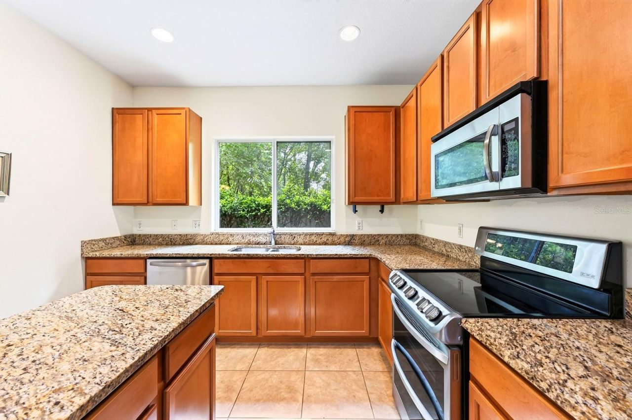 5585 Rutherford Place , Oviedo, FL 32765 Photo