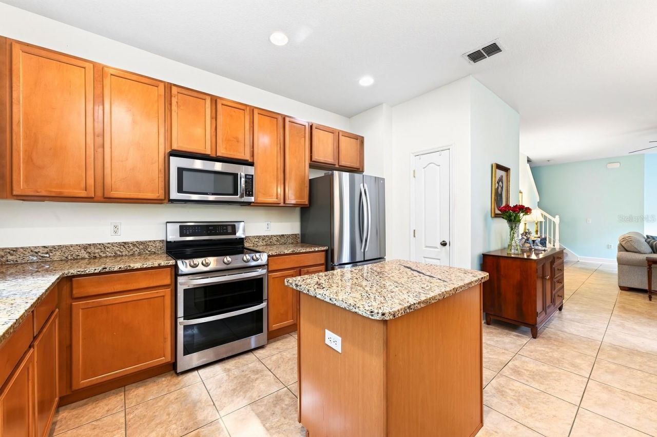 5585 Rutherford Place , Oviedo, FL 32765 Photo