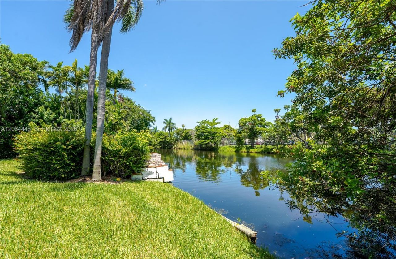 400 NW 87th St, El Portal, FL 33150 Photo