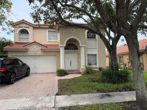 18414 NW 9th St, Pembroke Pines, FL 33029