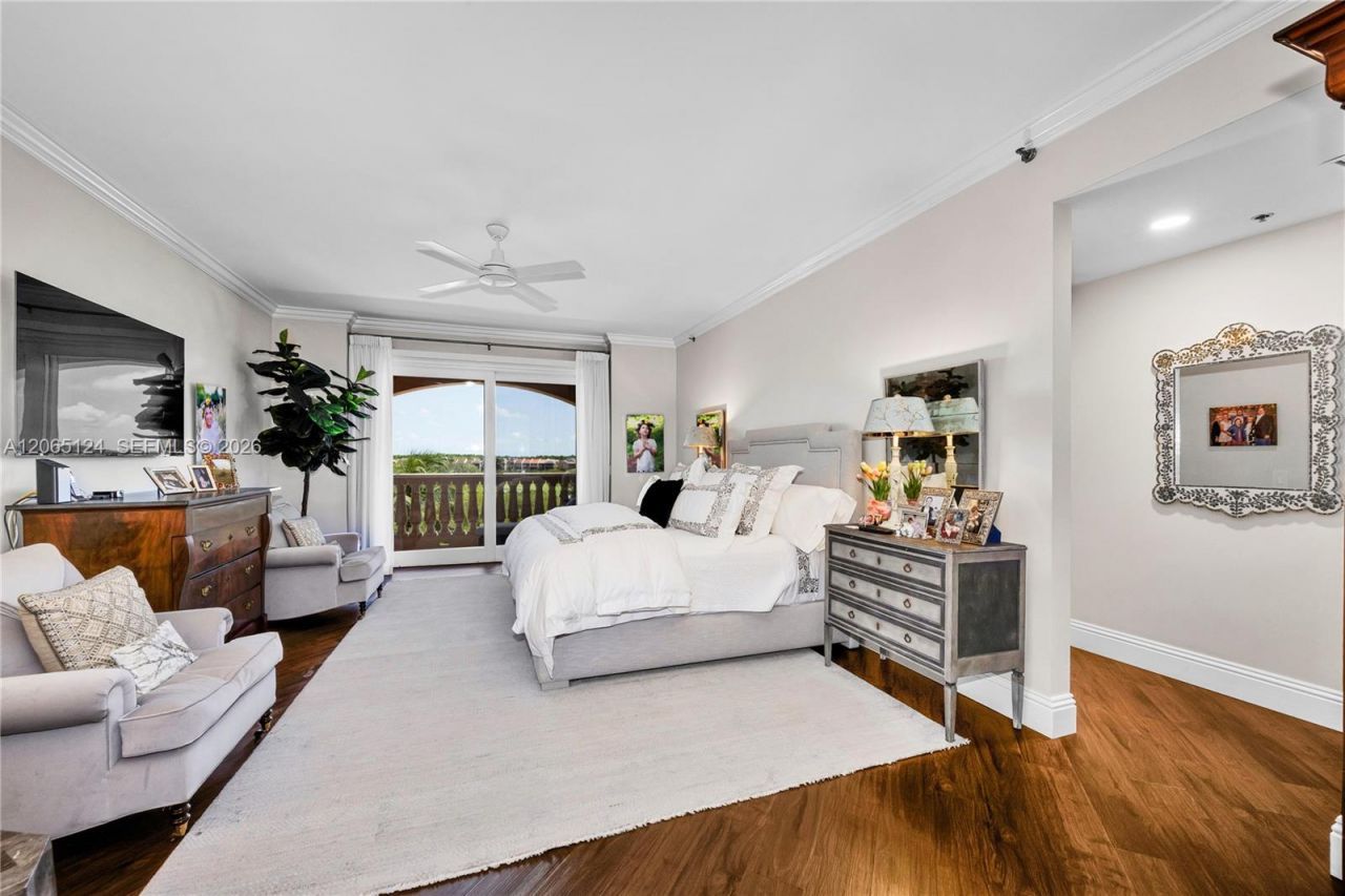 13647 Deering Bay Dr , Unit 142, Coral Gables, FL 33158 Photo