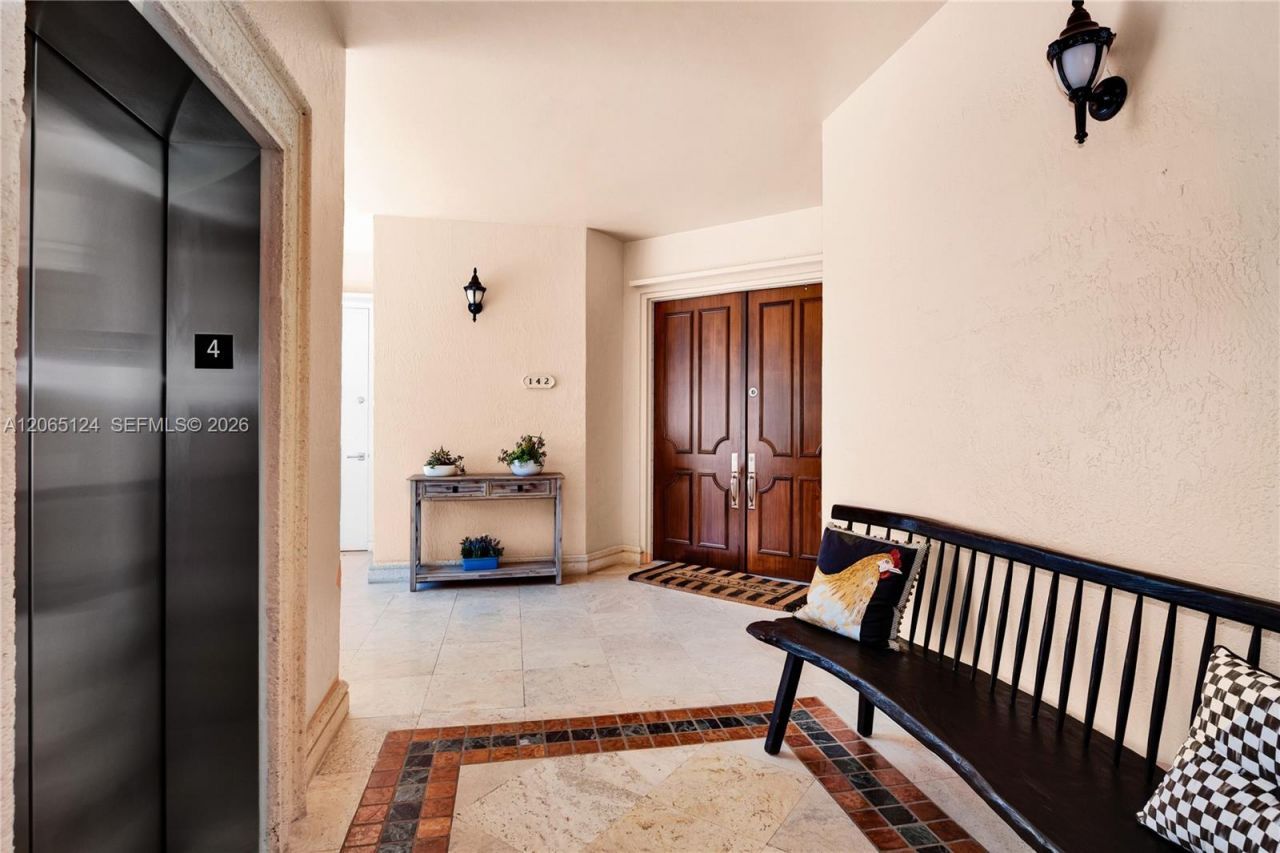 13647 Deering Bay Dr , Unit 142, Coral Gables, FL 33158 Photo