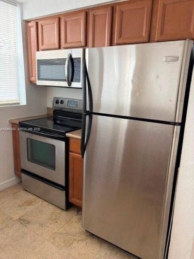 953 SW 10th St, Unit 6, Miami, FL 33130 Photo