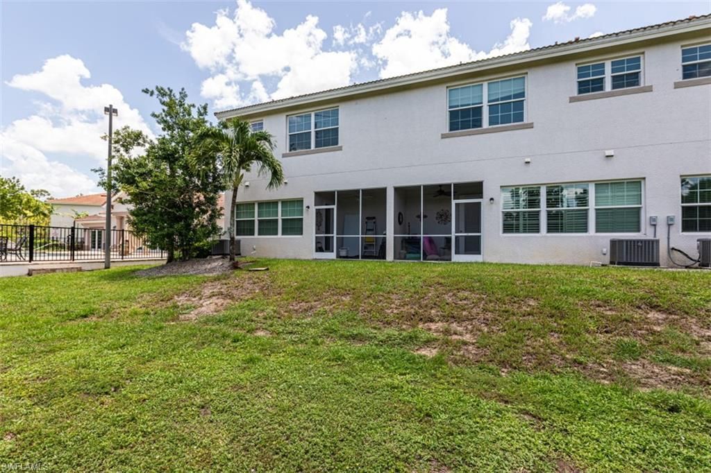 7139 Greenwood Park Cir, Unit 11, Fort Myers, FL 33967 Photo