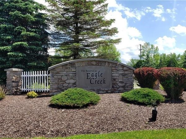 8430 Eagle Creek Drive , Garrettsville, OH 44231