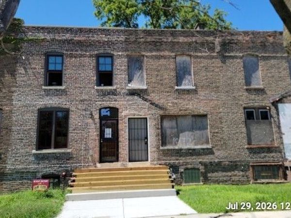 10732 S Langley Avenue , Chicago, IL 60628