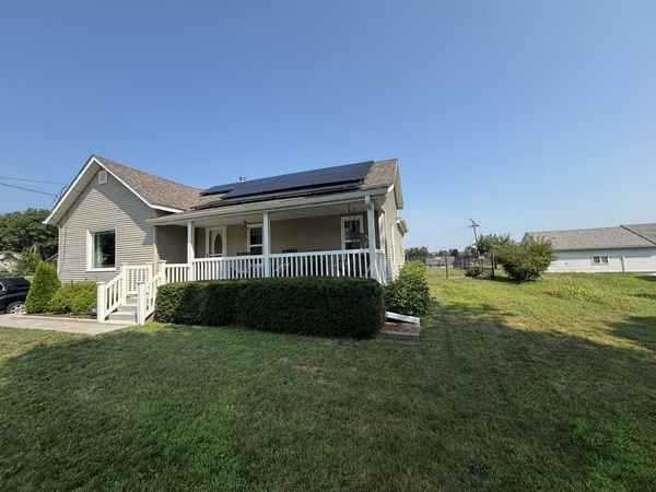 921 7th Avenue , Fulton, IL 61252