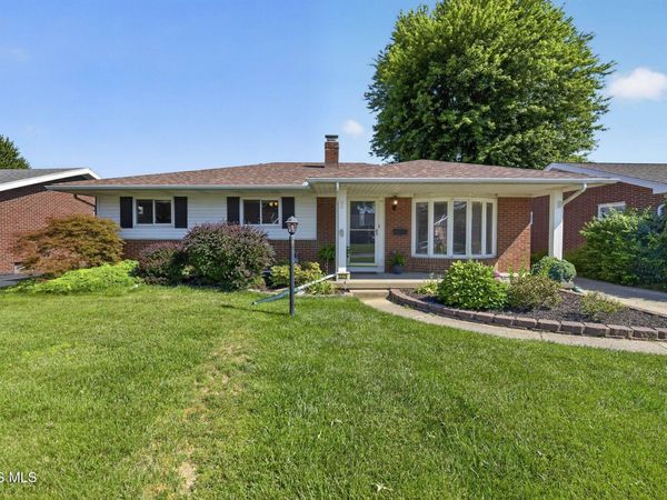 3329 S Eastmoreland Drive , Oregon, OH 43616