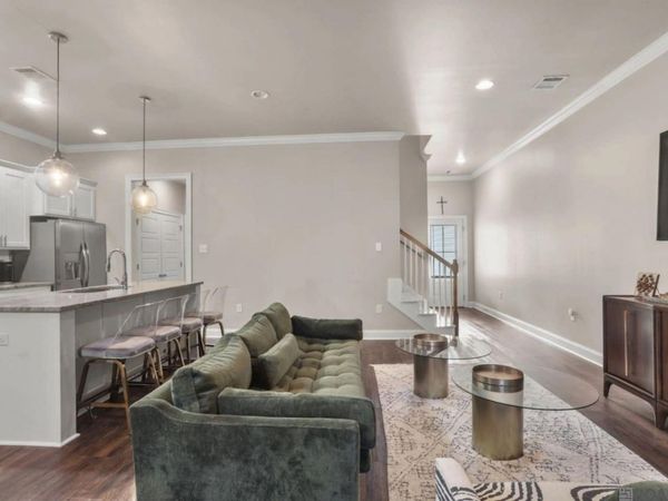 8123 Stonelake Circle East Ave, Baton Rouge, LA 70820