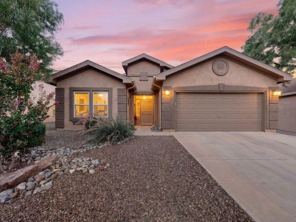 10215 Ventana Oeste Drive NW, Albuquerque, NM 87114