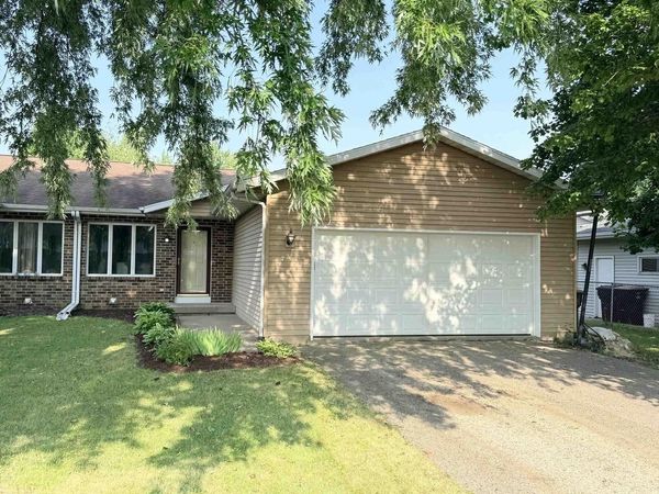 732 S Main Street, Deforest, WI 53532