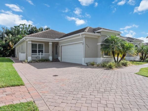 2753 Linda DR , NAPLES, FL 34112