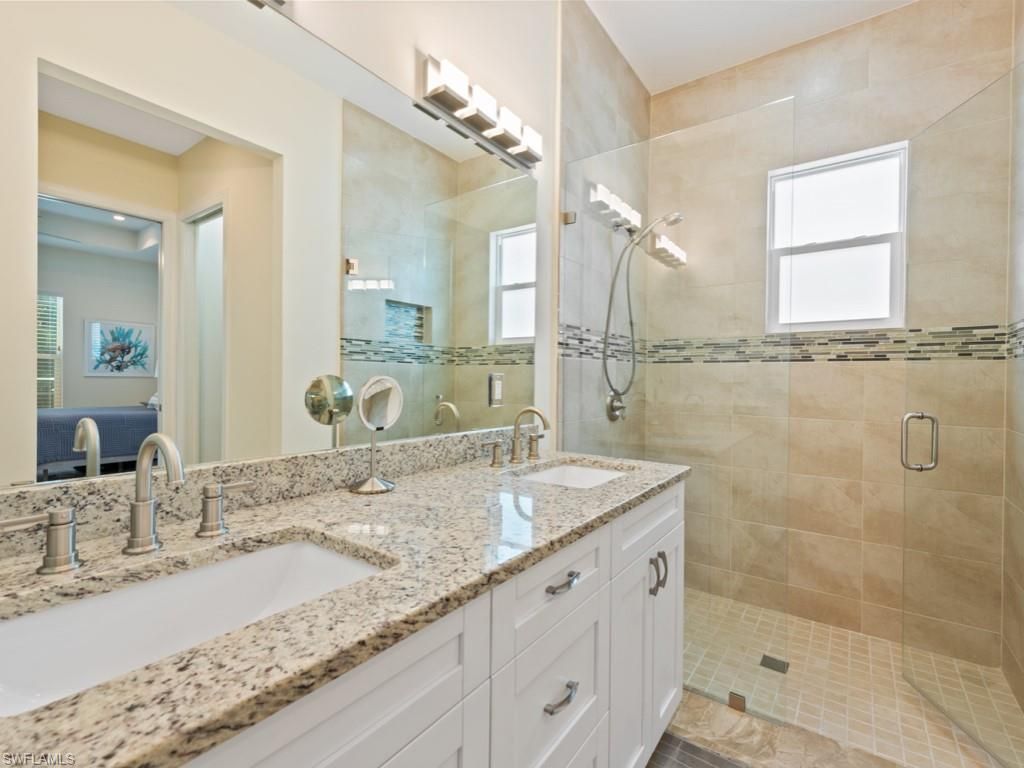 2753 Linda Dr, Naples, FL 34112 Photo
