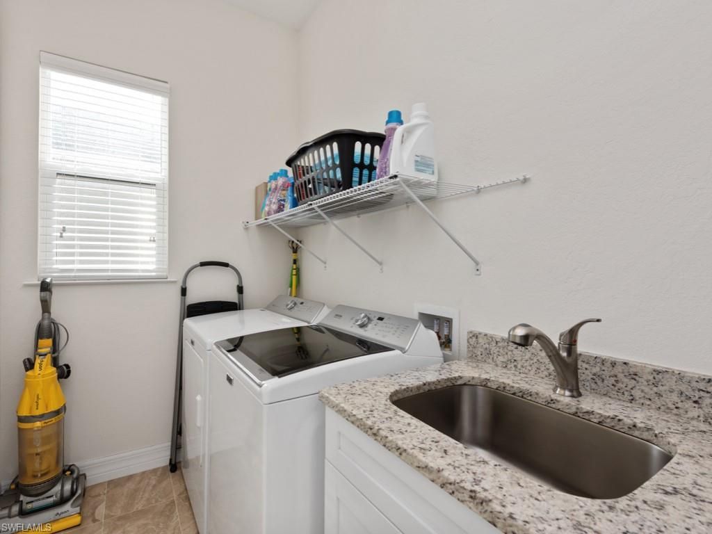 2753 Linda Dr, Naples, FL 34112 Photo