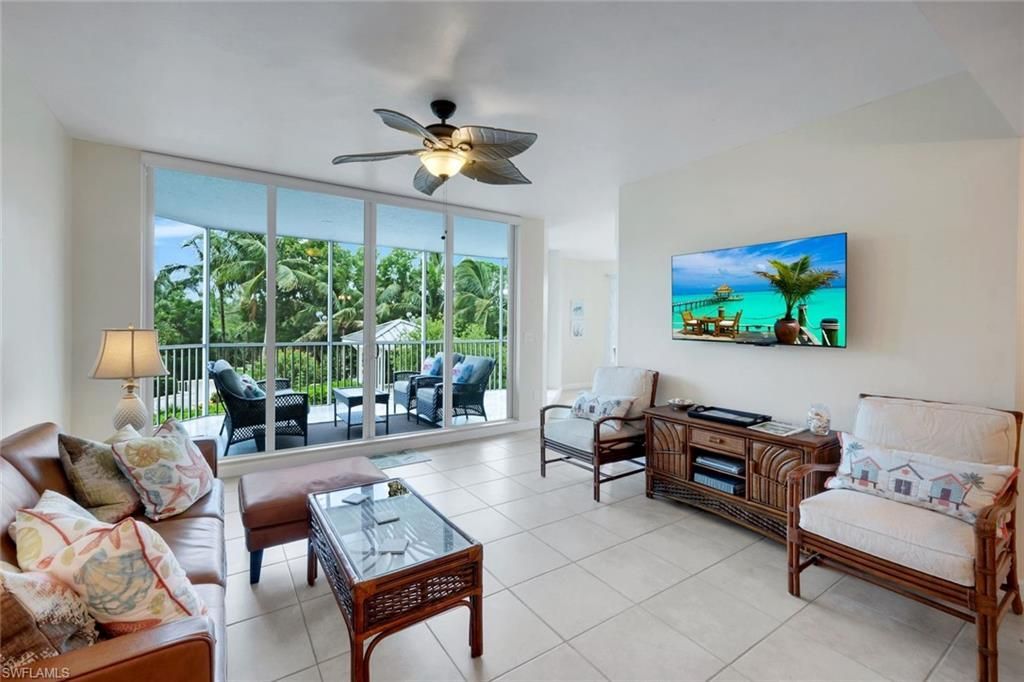 300 Dunes Blvd, Unit 203, Naples, FL 34110 Photo