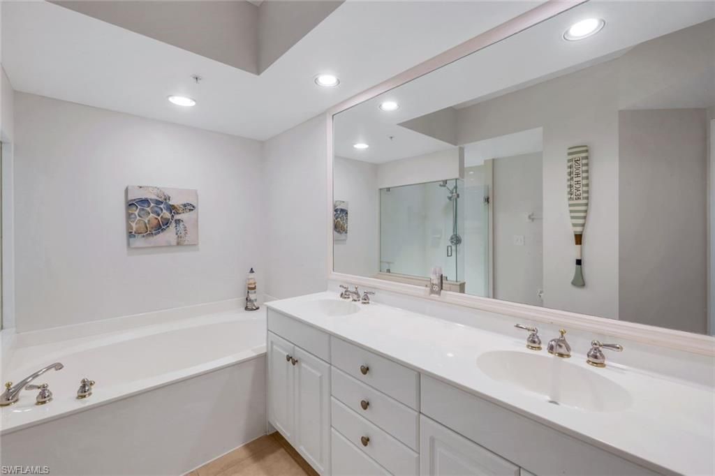300 Dunes Blvd, Unit 203, Naples, FL 34110 Photo