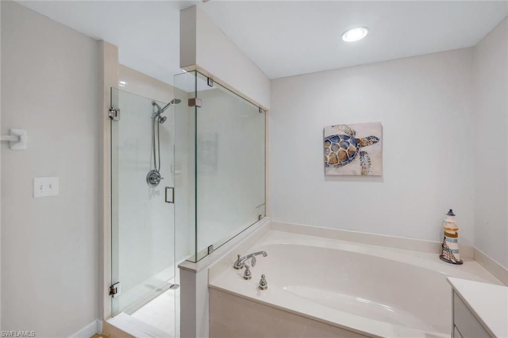 300 Dunes Blvd, Unit 203, Naples, FL 34110 Photo