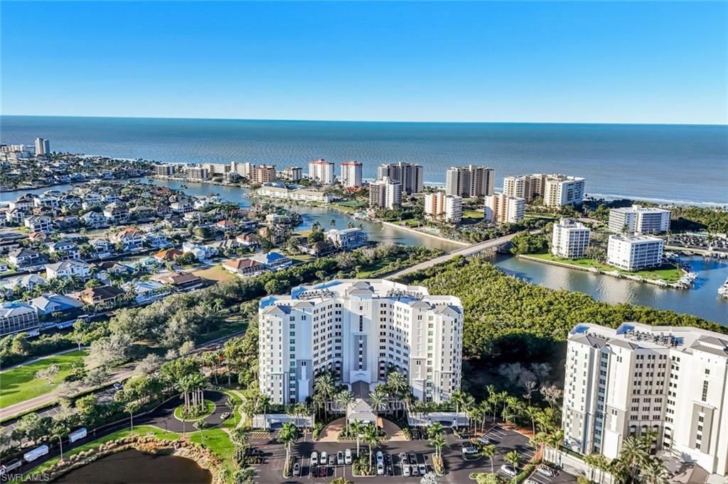 300 Dunes Blvd, Unit 203, Naples, FL 34110 Photo