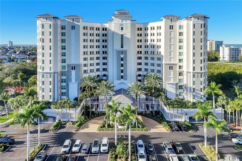 300 Dunes Blvd, Unit 203, Naples, FL 34110 Photo