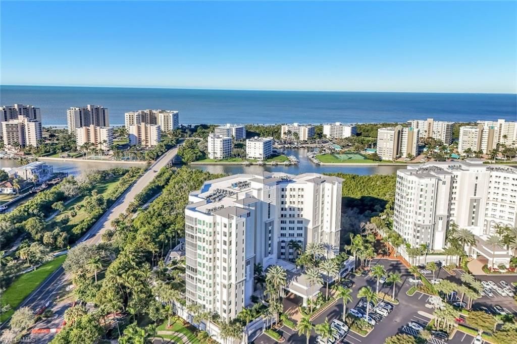 300 Dunes Blvd, Unit 203, Naples, FL 34110 Photo