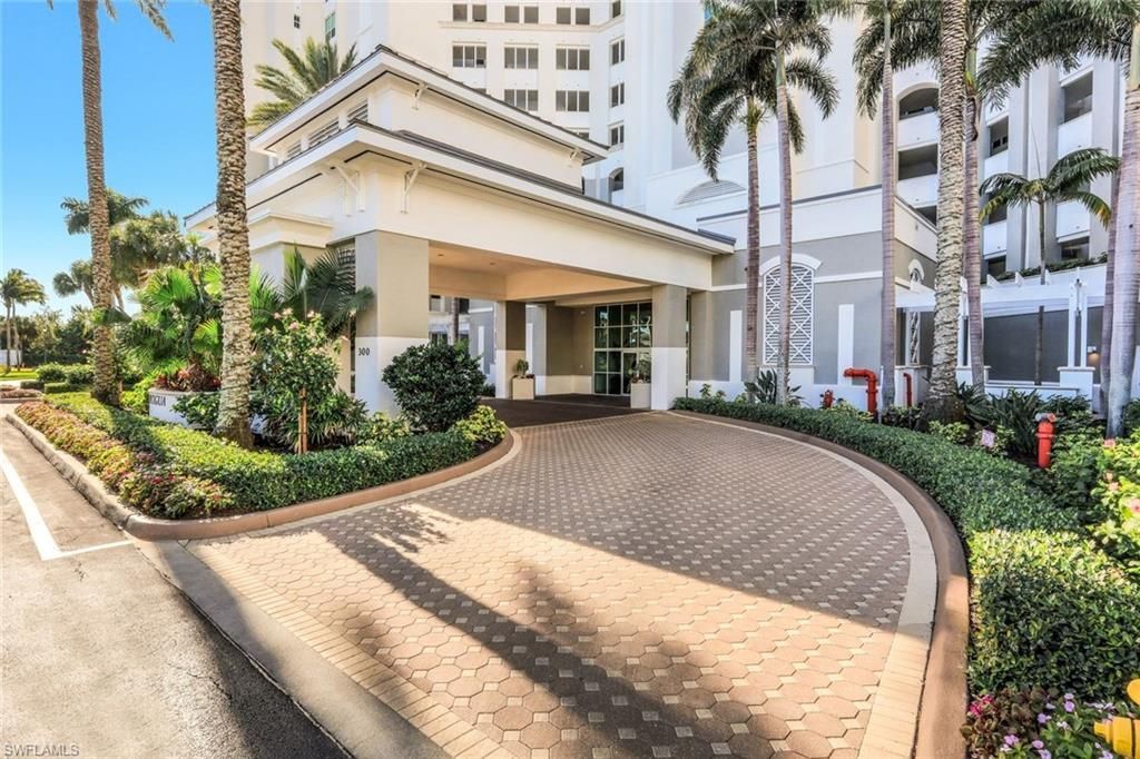 300 Dunes Blvd, Unit 203, Naples, FL 34110 Photo