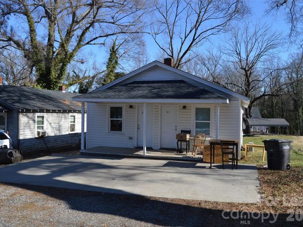 515 S Elm Street , Statesville, NC 28677