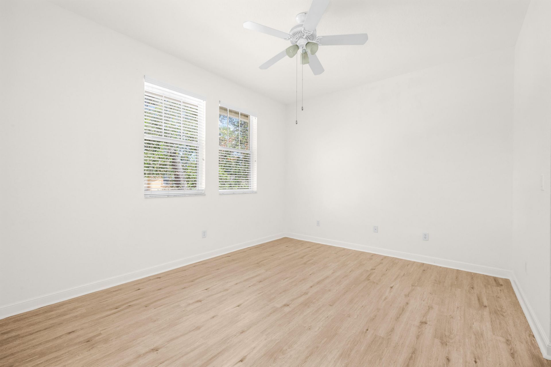 650 Pacific Grove Drive, Unit 5, West Palm Beach, FL 33401 Photo
