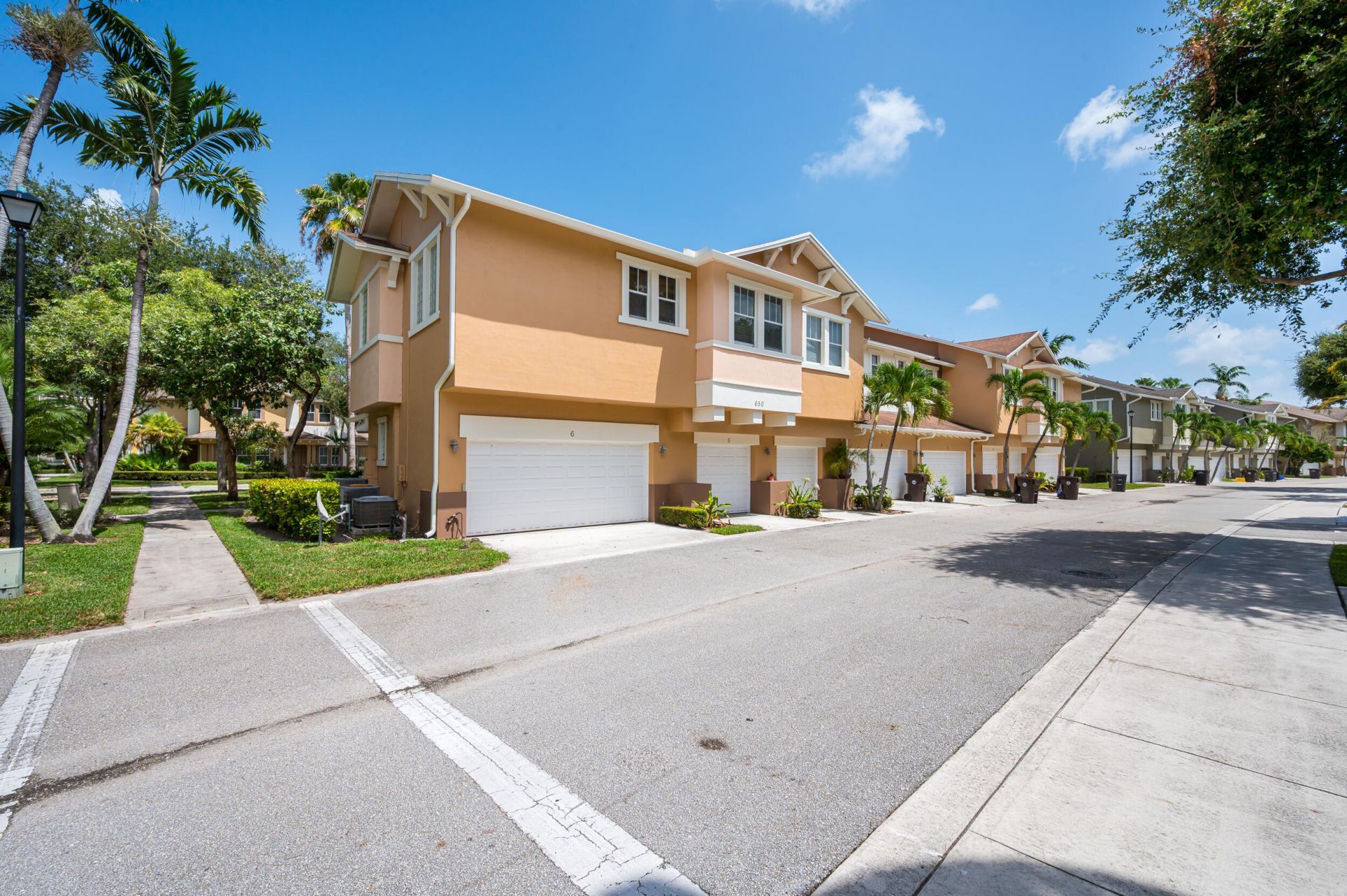 650 Pacific Grove Drive, Unit 5, West Palm Beach, FL 33401 Photo