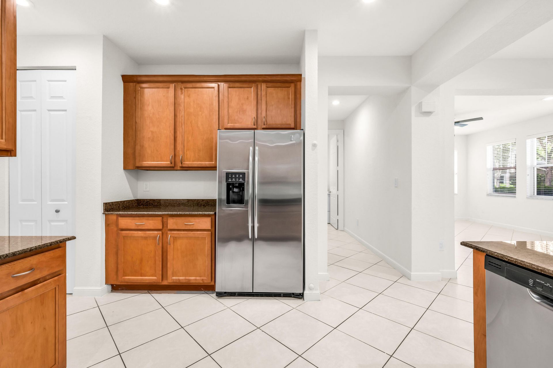 650 Pacific Grove Drive, Unit 5, West Palm Beach, FL 33401 Photo