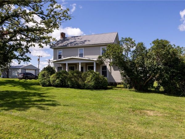 2371 Telephone Road , Le Roy, NY 14482